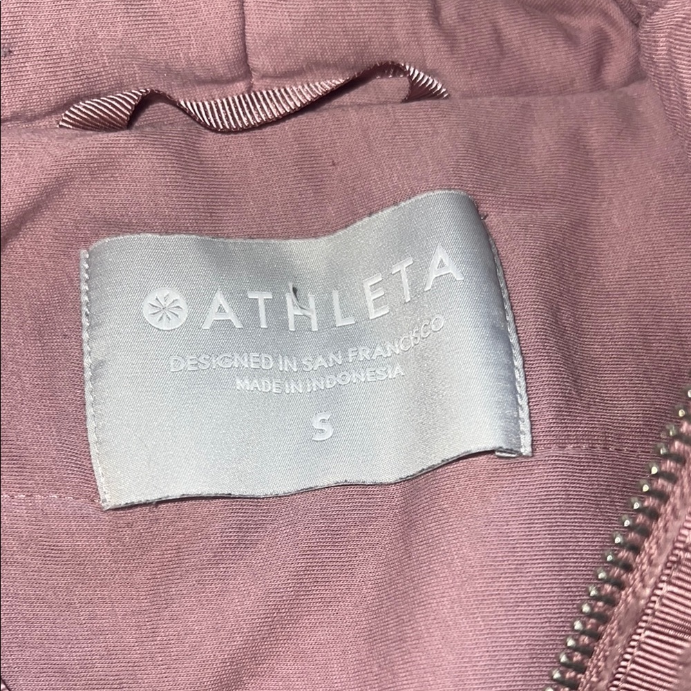 Athleta Cozy Pink plush hoodie perfect condition! - Picture 2 of 3